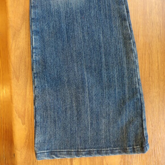 Rock & Republic Straight Denim Long Flare NWT Size 26 - Picture 4 of 11